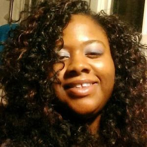 Meet your Posher, Latasha